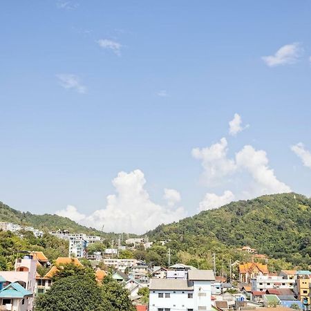 White Sky Boutique Hotell Patong Exteriör bild