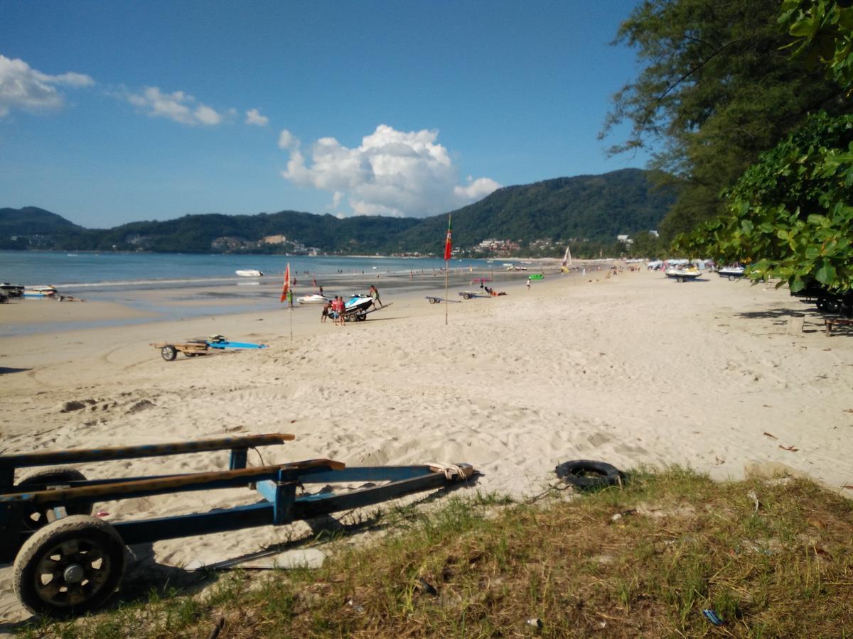 White Sky Boutique Hotell Patong Exteriör bild