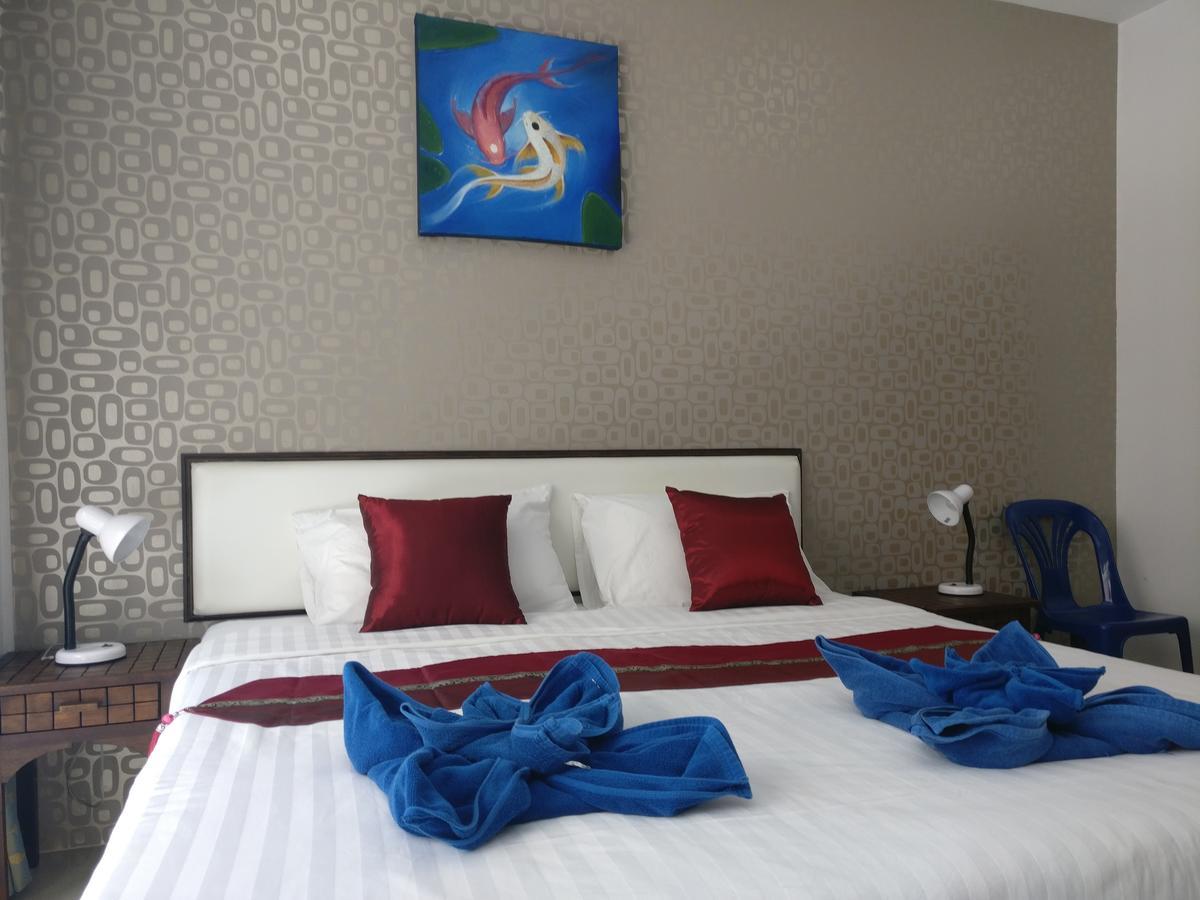 White Sky Boutique Hotell Patong Exteriör bild