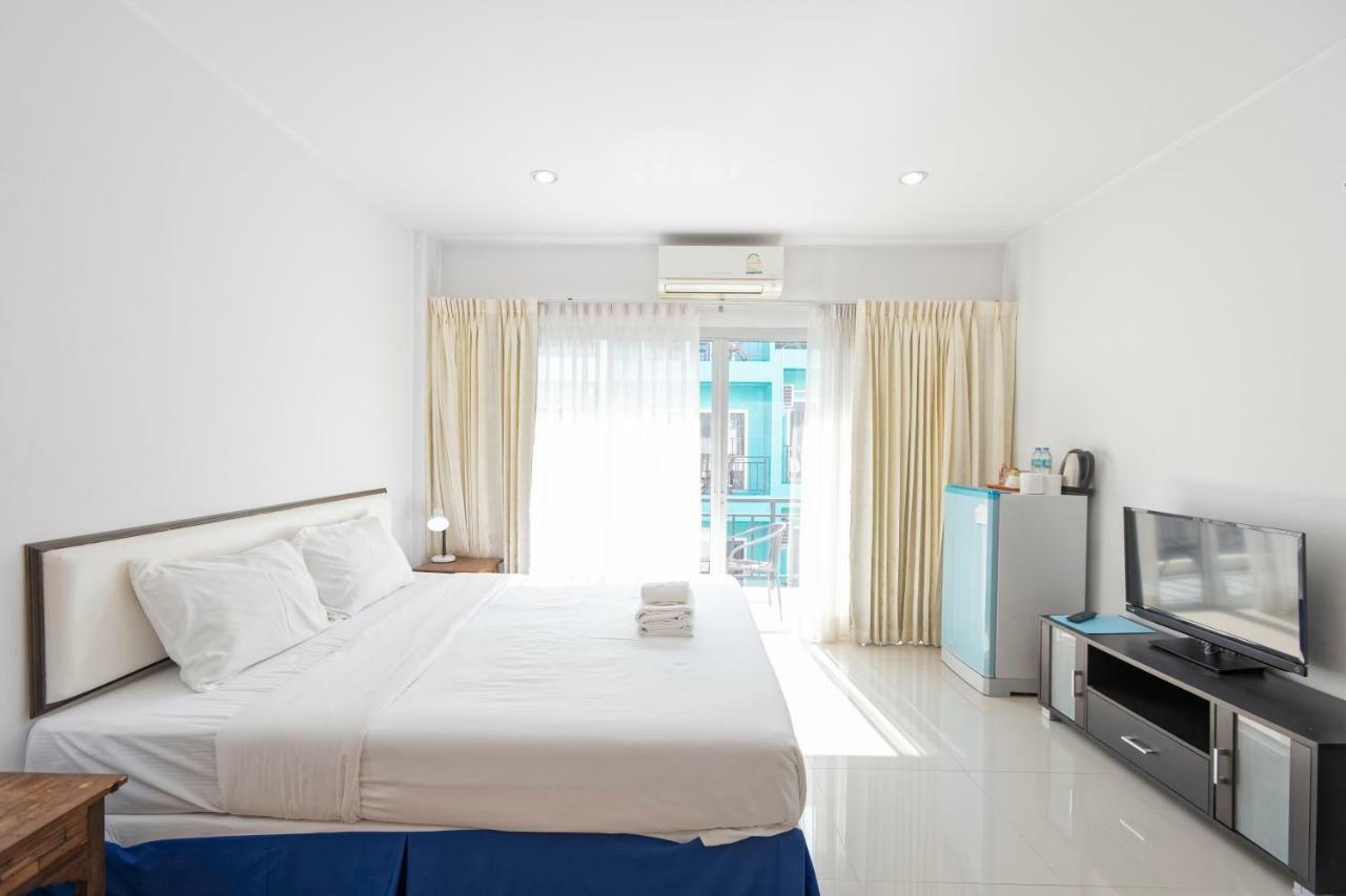 White Sky Boutique Hotell Patong Exteriör bild