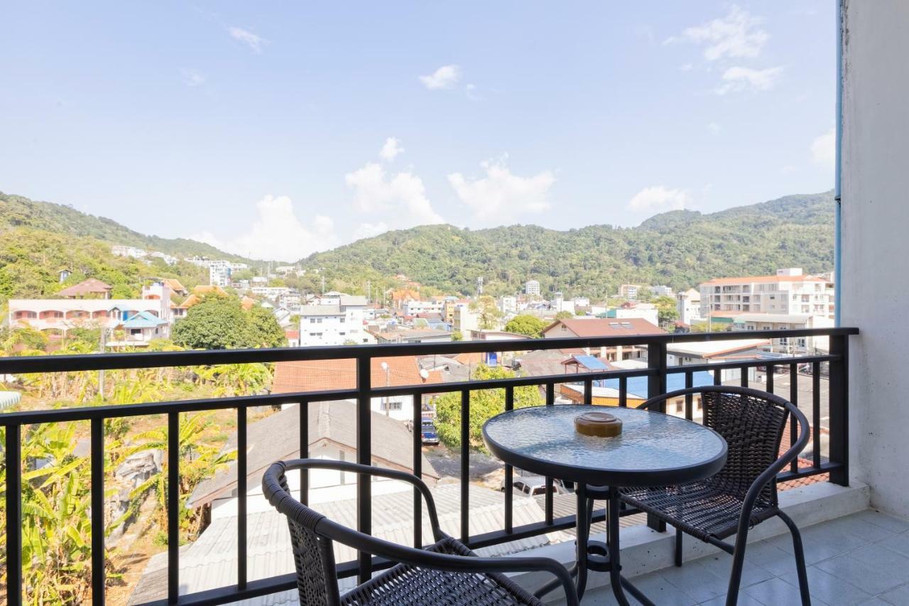 White Sky Boutique Hotell Patong Exteriör bild